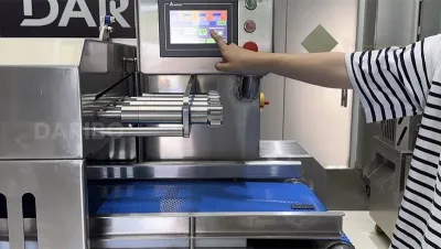 Машина для нарезки мяса кубиками с двумерным ножом, DRB-EW455